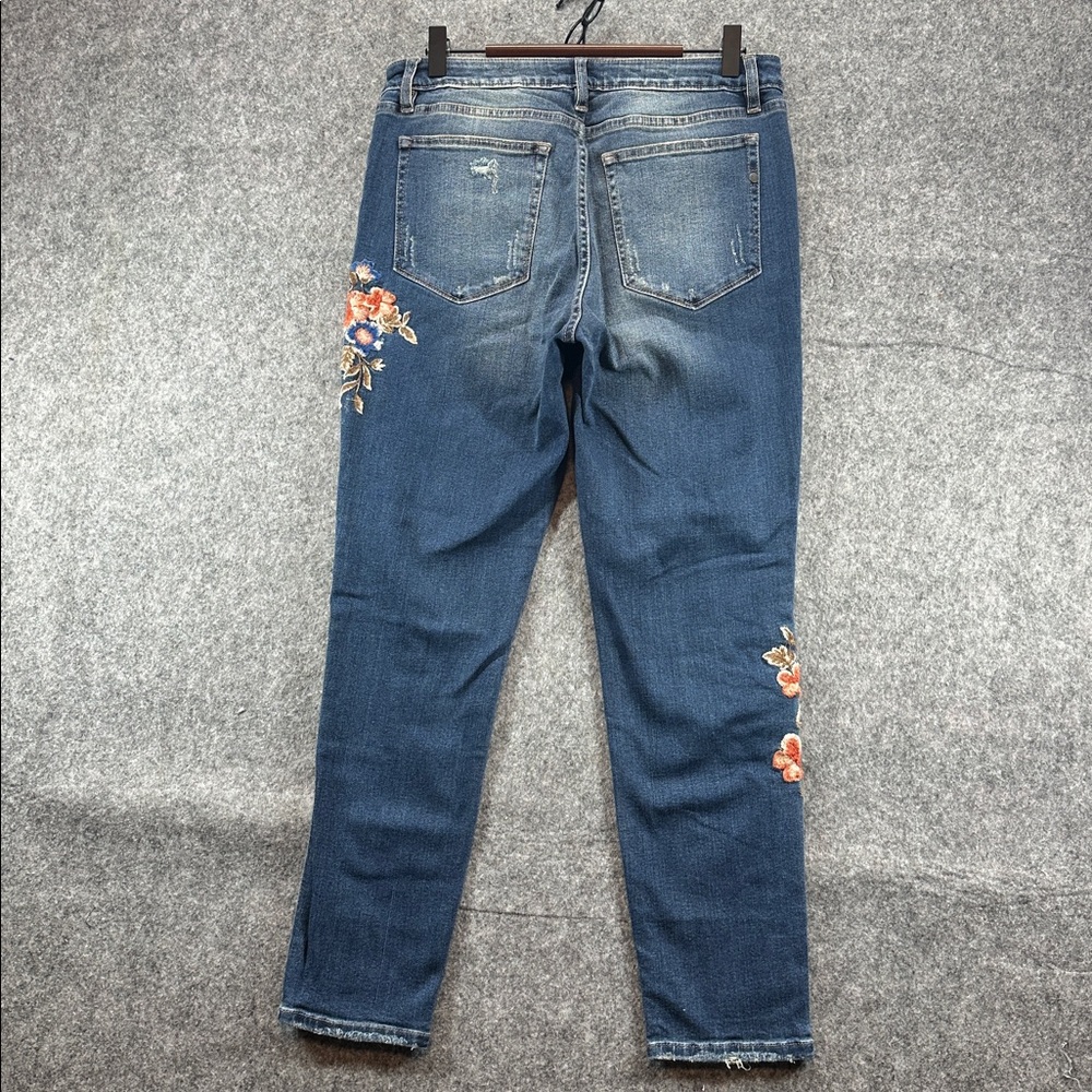 Miss Me Blue Jeans with Floral Embroidery - Picture 7 of 8